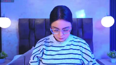 Snapshot of victoriaandrade chatting on July 3, 2026, 11:49 am Victoria Andrade online show from July 3, 2026, 11:49 am