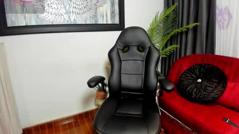 Snapshot of victoriapaker chatting on February 4, 2026, 10:43 am victoriapaker online show from February 4, 2026, 10:43 am