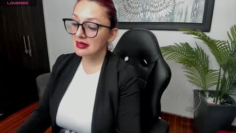 Snapshot of victoriapaker chatting on February 28, 2026, 11:33 am victoriapaker online show from February 28, 2026, 11:33 am