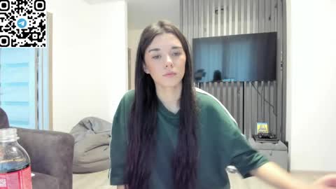 Snapshot of victoriapartner chatting on June 6, 2026, 11:59 am victoriapartner online show from June 6, 2026, 11:59 am