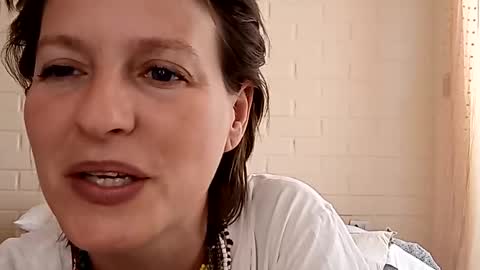 victoriaqueen1990 online show from December 16, 2024, 7:32 pm