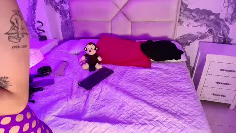 Snapshot of victoriasanz_ chatting on September 20, 2025, 5:30 am victoriasanz_ online show from September 20, 2025, 5:30 am