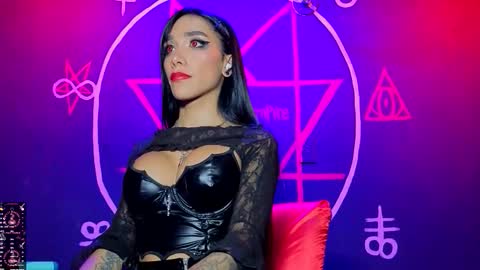 Snapshot of victoriavampire666 chatting on October 9, 2025, 1:14 am Victoria Vampire online show from October 9, 2025, 1:14 am