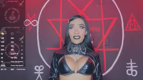 Snapshot of victoriavampire666 chatting on October 27, 2025, 6:28 am Victoria Vampire online show from October 27, 2025, 6:28 am