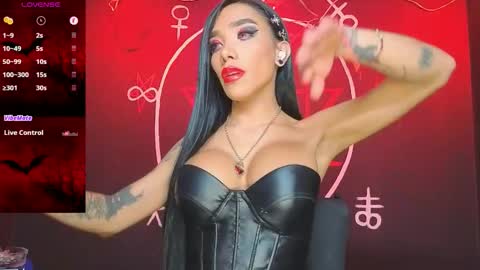 Snapshot of victoriavampire666 chatting on November 11, 2025, 11:27 pm Victoria Vampire online show from November 11, 2025, 11:27 pm