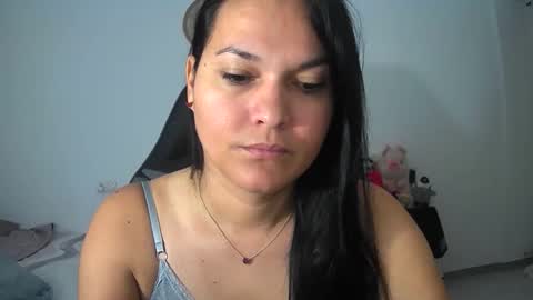 Snapshot of victorigamers chatting on November 5, 2025, 8:03 am victorigamers online show from November 5, 2025, 8:03 am