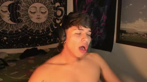 Snapshot of victorino_jhonson chatting on March 1, 2025, 4:15 am Victorino Jhonson online show from March 1, 2025, 4:15 am