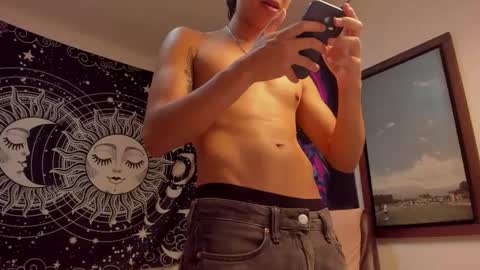 Snapshot of victorino_jhonson chatting on May 13, 2026, 6:49 pm Victorino Jhonson online show from May 13, 2026, 6:49 pm