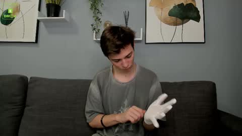 Snapshot of viego_pattel chatting on October 17, 2025, 4:20 pm Viego Pattel online show from October 17, 2025, 4:20 pm