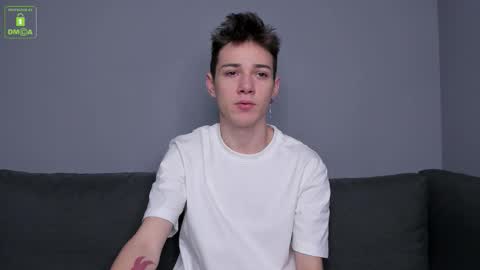 Snapshot of viego_pattel chatting on December 2, 2025, 1:17 pm Viego Pattel online show from December 2, 2025, 1:17 pm