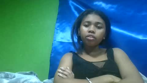 Snapshot of vierge28430 chatting on June 13, 2026, 8:23 am vierge28430 online show from June 13, 2026, 8:23 am