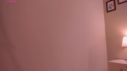 Snapshot of viictoria_becker chatting on September 30, 2025, 11:32 pm Victoria online show from September 30, 2025, 11:32 pm