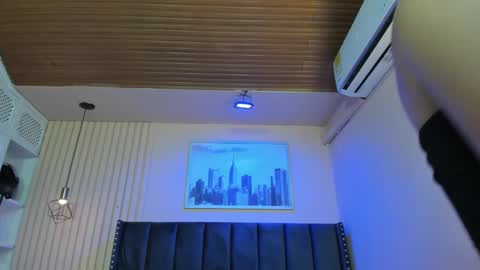 Snapshot of viiolett_lee chatting on March 1, 2026, 7:38 pm Viiolett online show from March 1, 2026, 7:38 pm