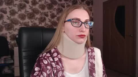 Vika online show from February 11, 2025, 9:14 pm