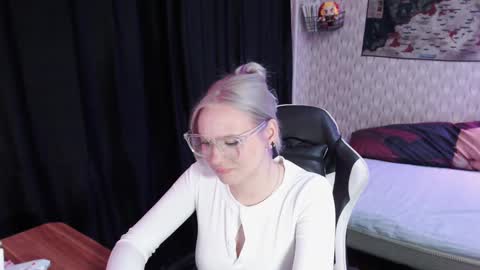 vikapowers online show from December 2, 2024, 11:29 pm