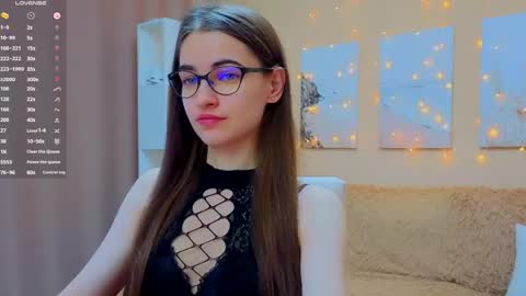 vikiberry online show from May 10, 2026, 4:17 am
