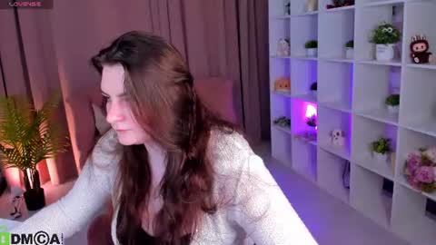 VikiJinx online show from July 6, 2026, 4:09 am