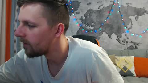 Snapshot of vikingchrisss chatting on December 21, 2024, 10:17 am vikingchrisss online show from December 21, 2024, 10:17 am