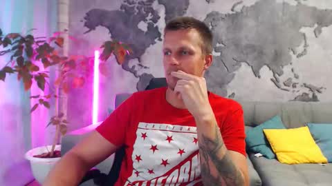 Snapshot of vikingchrisss chatting on October 5, 2025, 9:40 am vikingchrisss online show from October 5, 2025, 9:40 am