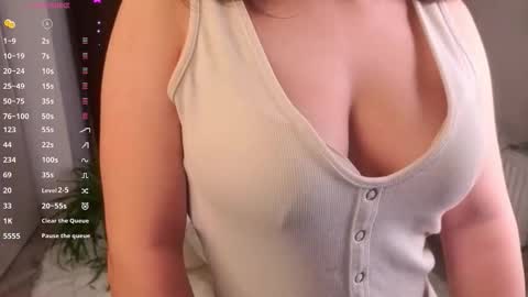 Vixi online show from February 23, 2026, 6:27 pm