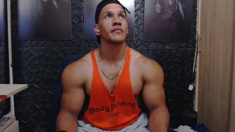 Viktor Herrera online show from April 8, 2026, 4:12 am