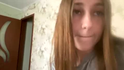 Snapshot of viktoria9898 chatting on January 30, 2025, 10:29 am Sweett online show from January 30, 2025, 10:29 am