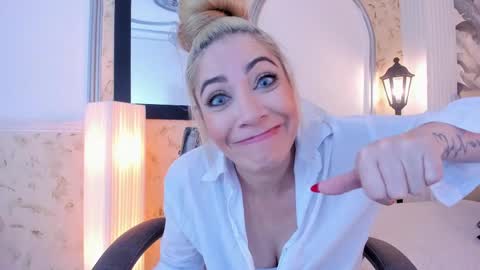 Viktoria online show from January 11, 2025, 6:23 pm