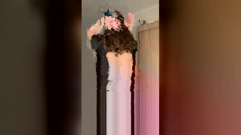 viktoriya_kreyzi online show from February 4, 2026, 4:35 pm