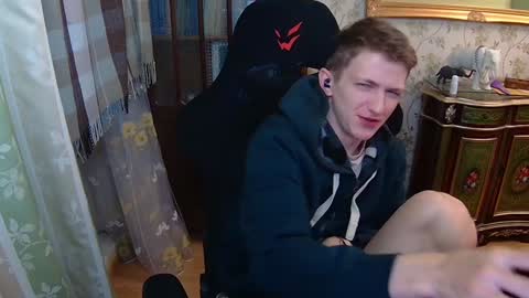 Snapshot of vince__dice chatting on January 10, 2025, 6:53 am Dimoooooon online show from January 10, 2025, 6:53 am