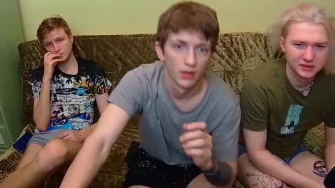 Snapshot of vince__dice chatting on February 24, 2025, 12:41 am Dimoooooon online show from February 24, 2025, 12:41 am