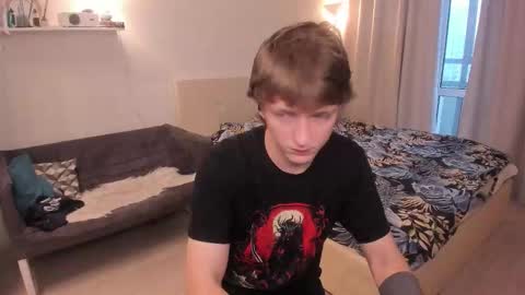 Snapshot of vince__dice chatting on October 31, 2025, 9:43 am Dimoooooon online show from October 31, 2025, 9:43 am