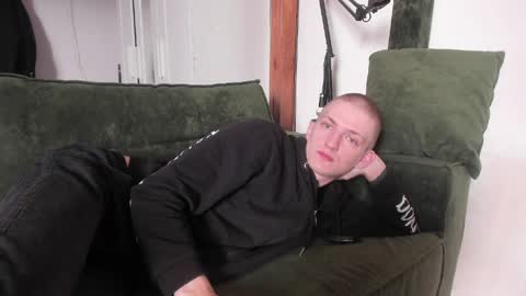 Dimoooooon online show from April 2, 2026, 10:13 am