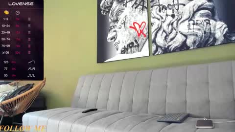 VINCE online show from December 21, 2025, 2:24 pm