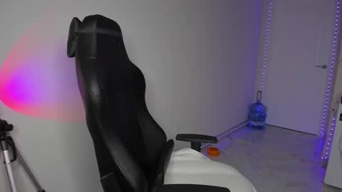 Vincent Strong online show from January 19, 2025, 12:28 pm