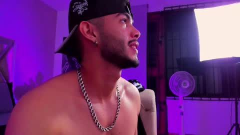 Vincent online show from December 18, 2025, 3:56 am