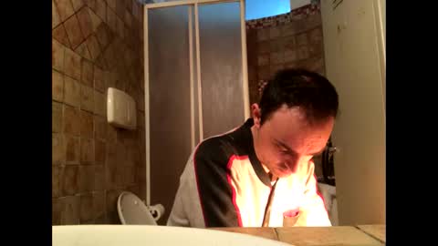 Snapshot of vinmin90 chatting on March 6, 2025, 11:09 pm Zenith online show from March 6, 2025, 11:09 pm