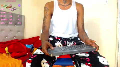 vinzent_lafed_ online show from February 6, 2026, 9:45 am