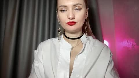 Snapshot of viola_1 chatting on October 19, 2025, 11:16 pm Funny girl online show from October 19, 2025, 11:16 pm