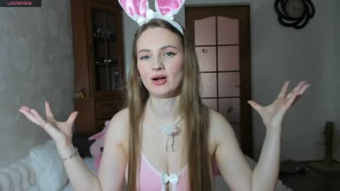 Funny  girl online show from April 6, 2026, 3:15 am