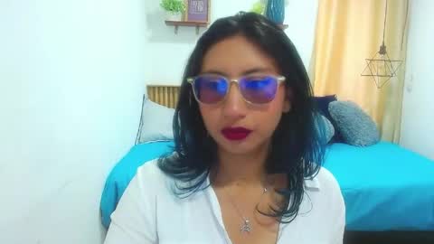 Snapshot of violet_2003 chatting on May 7, 2026, 2:00 pm V I O L E T online show from May 7, 2026, 2:00 pm