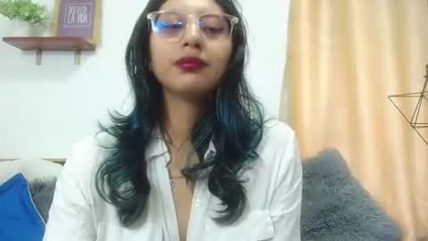 Snapshot of violet_2003 chatting on July 3, 2026, 2:56 pm V I O L E T online show from July 3, 2026, 2:56 pm