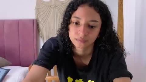 violet__15 online show from February 25, 2026, 12:26 pm