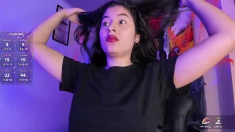 Snapshot of violet_blaze chatting on November 4, 2025, 10:14 am online show from November 4, 2025, 10:14 am