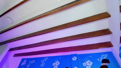 violet_smith01 online show from January 5, 2026, 5:27 pm