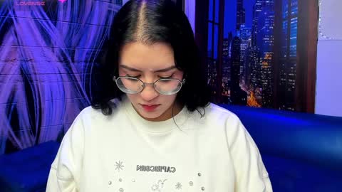 Snapshot of violeta_diazz chatting on February 5, 2025, 9:07 pm online show from February 5, 2025, 9:07 pm