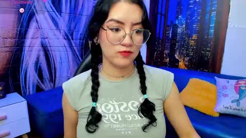 Snapshot of violeta_diazz chatting on March 6, 2025, 11:20 pm online show from March 6, 2025, 11:20 pm