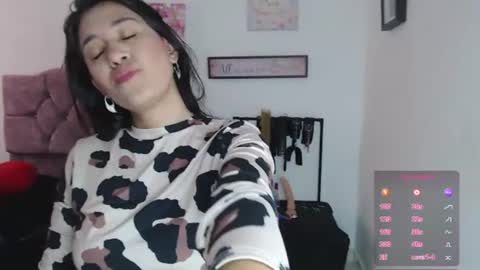 Snapshot of violeta_scott_ chatting on August 4, 2026, 4:20 pm violeta_scott_ online show from August 4, 2026, 4:20 pm