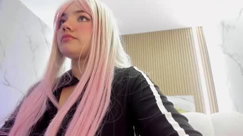 IG violeta sub online show from September 20, 2025, 1:01 pm