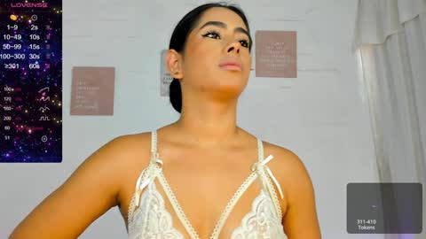 Snapshot of violetasotter chatting on December 26, 2024, 12:16 pm Violeta online show from December 26, 2024, 12:16 pm