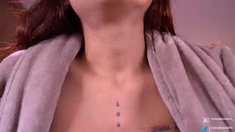 violeth___ online show from November 7, 2025, 11:21 am